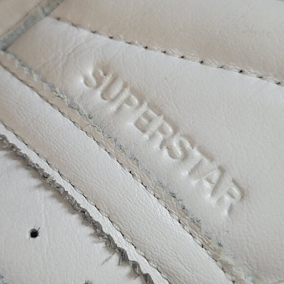 Adidas Superstar Originals Sneakers Mens 9.5 Cloud White Leather Shoes EF2102 - Picture 8 of 9